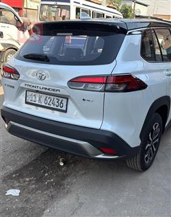 تۆیۆتا فرۆنتلاندەر